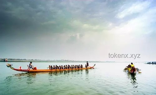 “龙王”组团划船：水上运动与休闲旅游行业的兴起与变革
